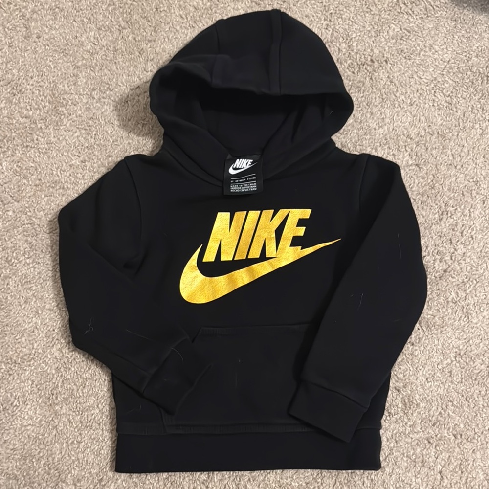 Boys/kids size 2T Nike Black Pullover hoodie w/ Gold Emblem